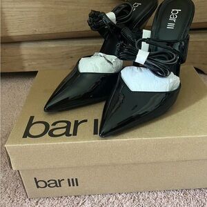 Bar III Women's Glossy Black Heels